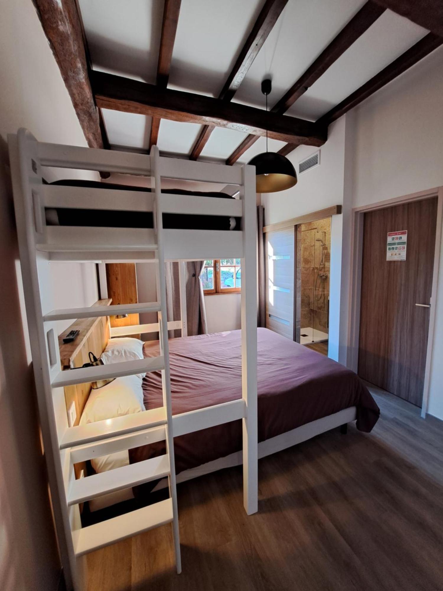 L'Interlude Bed & Breakfast Mons  Bilik gambar
